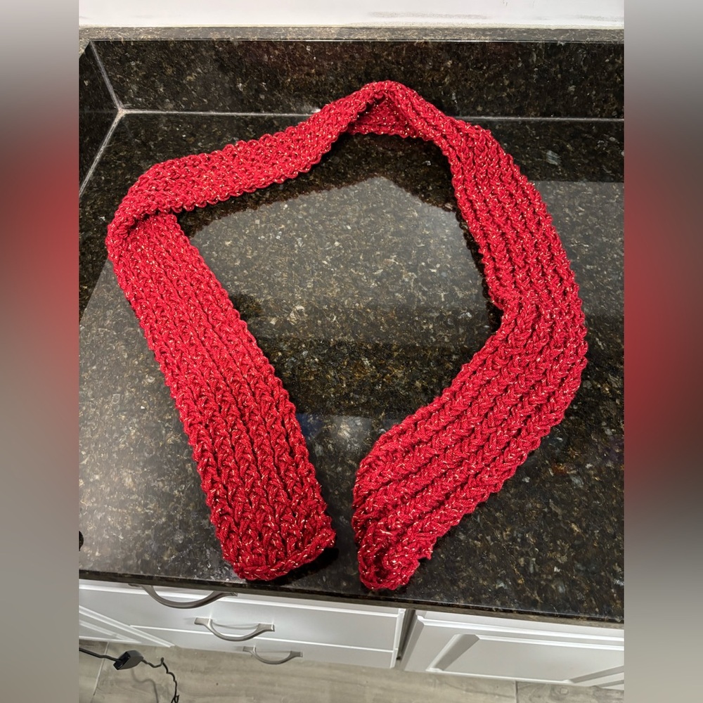 NWOT Red and Gold Knit Hat and Scarf Set - Picture 7 of 8